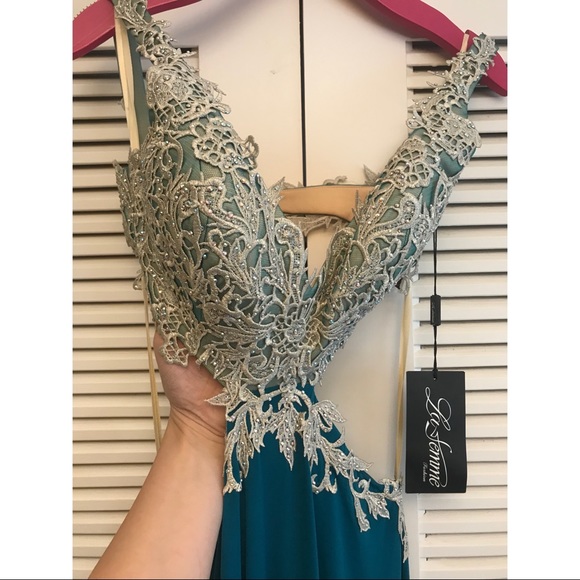 La Femme Teal Evening Gown - Picture 4 of 4